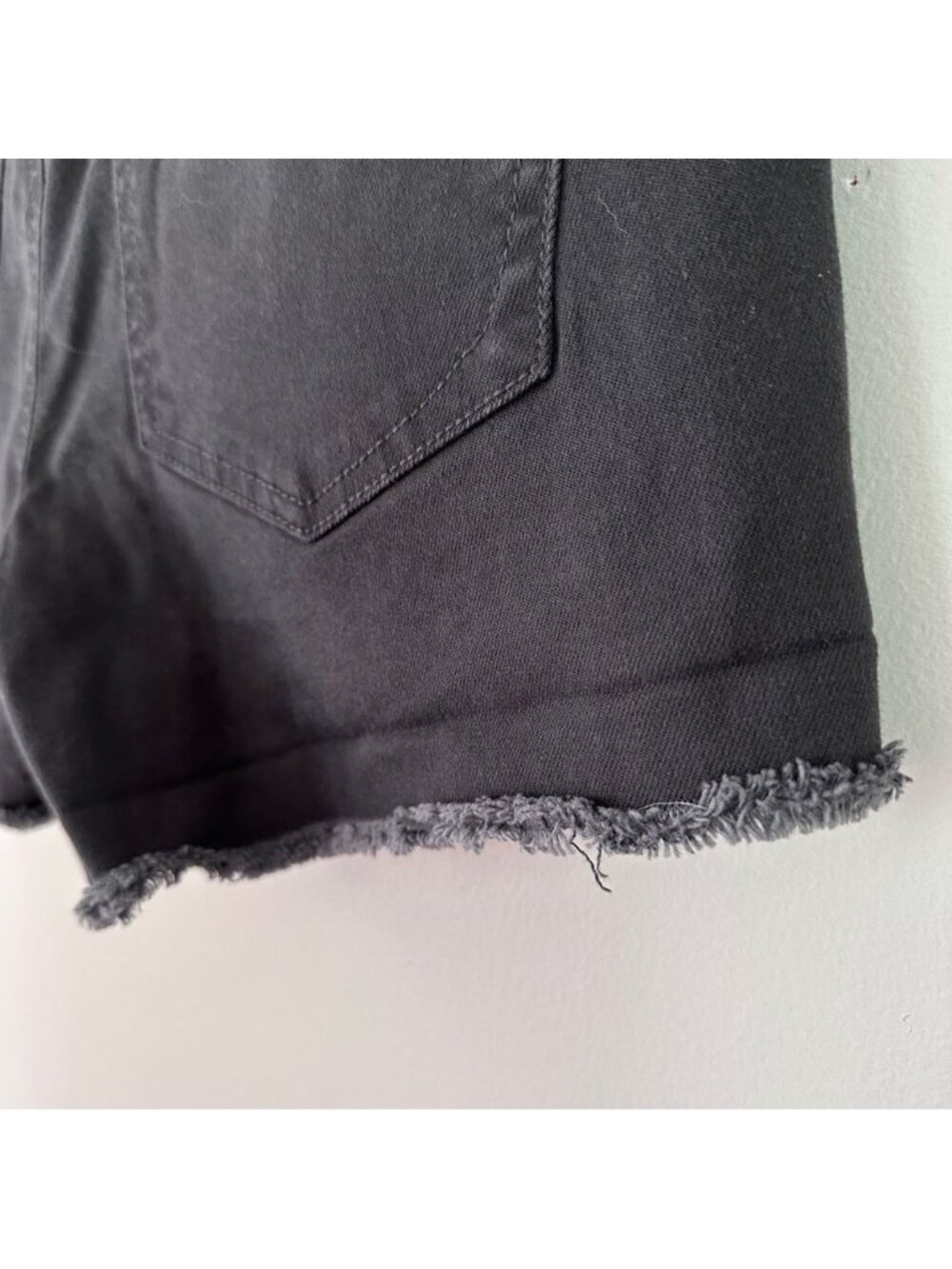 Express Mid Rise Shortie Charcoal Stretch Frayed Hem Shorts - Picture 2 of 2
